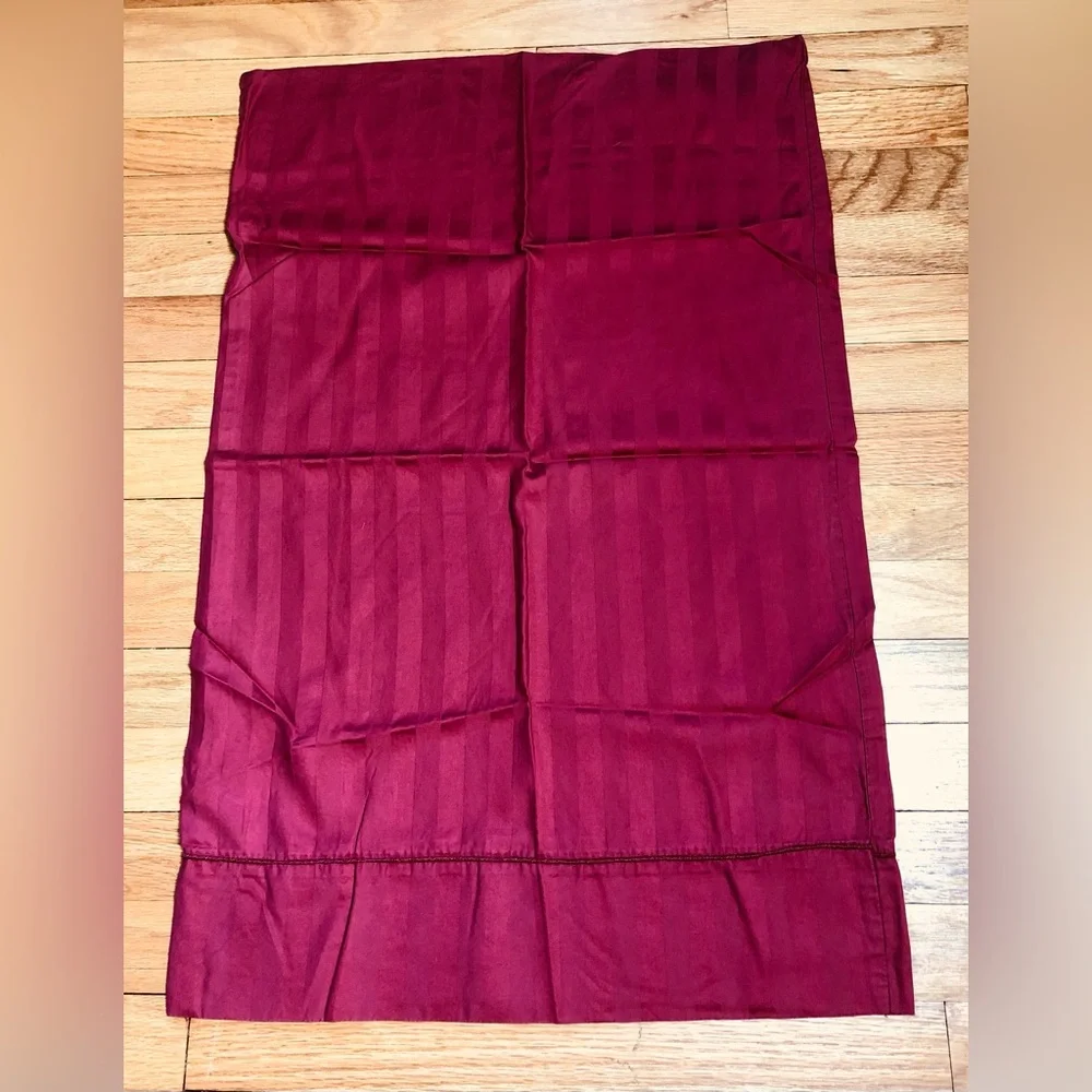 Wamsutta King Sheet Flat 3 pillowcs Damask Stripe Sateen Cotton Garnet Red Dobby